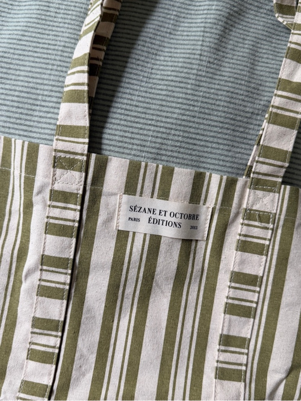 Sézane et Octobre Éditions Striped Canvas Tote - Olive & Cream